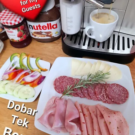 Bed & Breakfast Lovely 3*